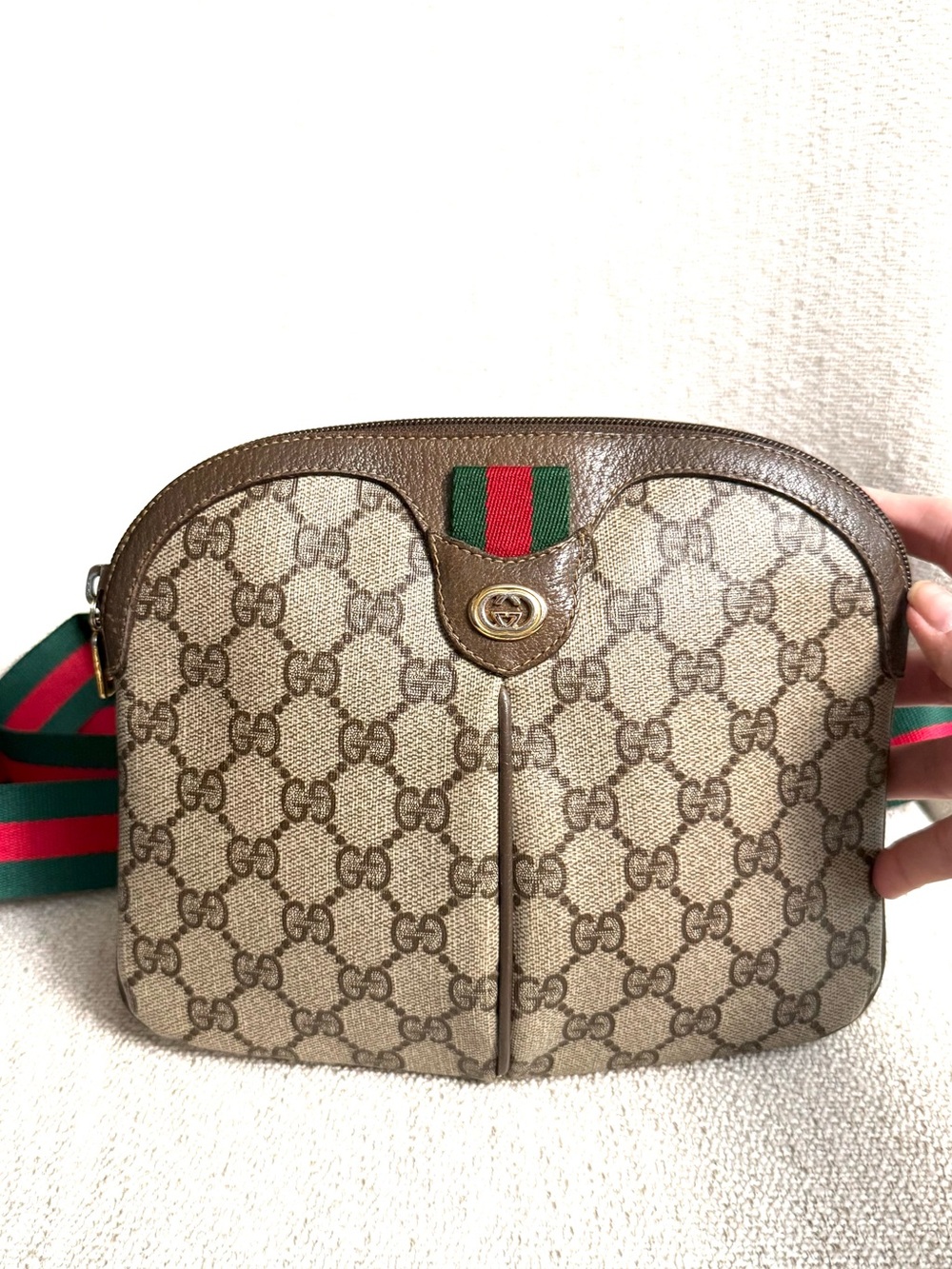 Authentic Gucci brown monogram supreme canvas crossbody bag red green accents GG - Picture 2 of 16